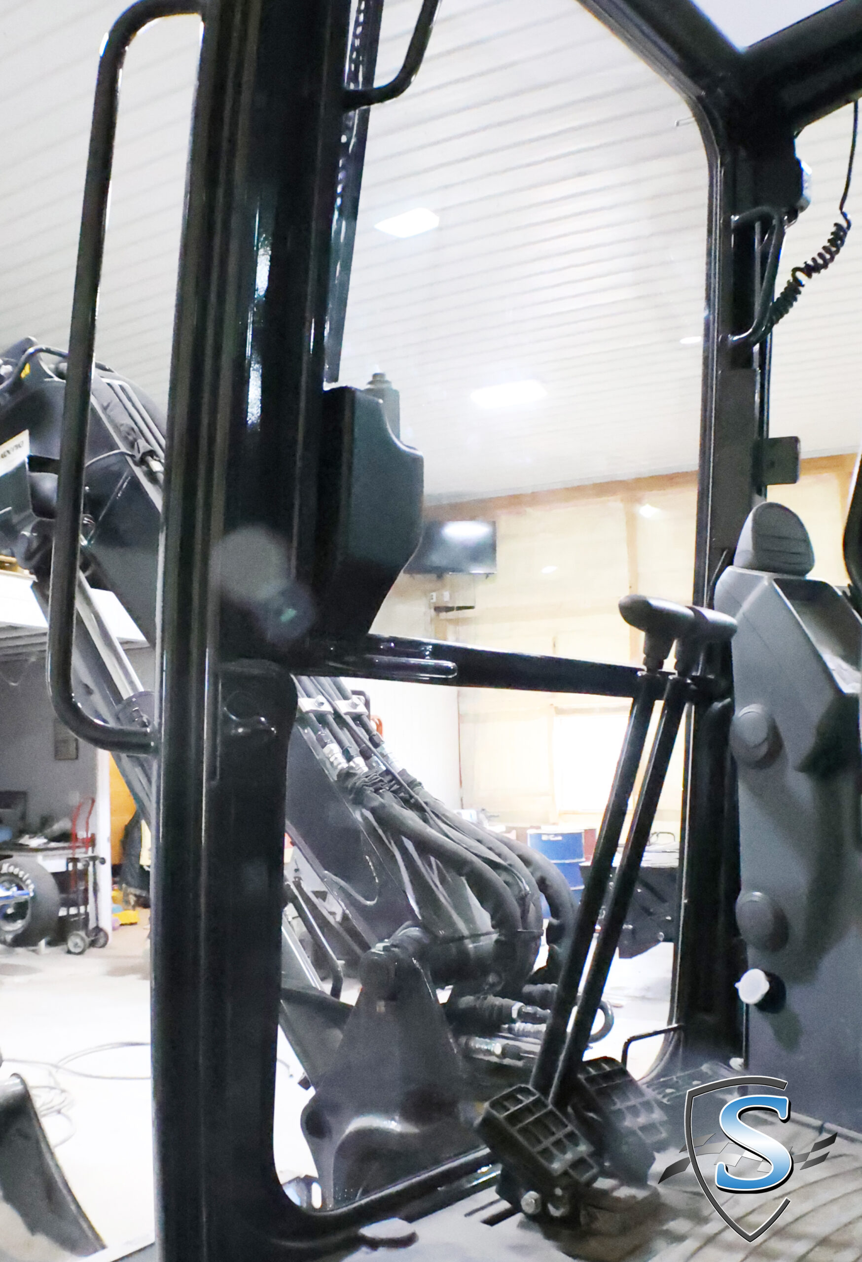 John Deere COMPACT (mini) G & P Series // Hitachi ZX-5N COMPACT (mini) Excavator Windshield - Image 7